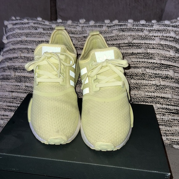 USED | ADIDAS NMD Women’s Sz 9 - Picture 3 of 5